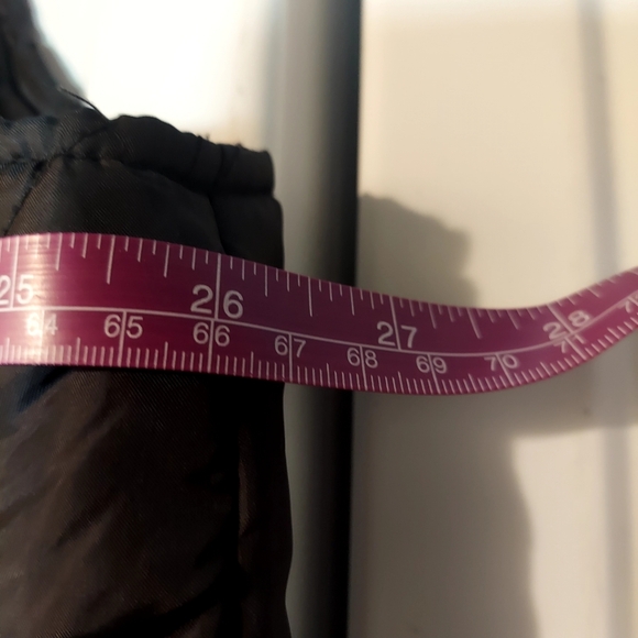 Key Apparel Polar King Black Quilted Vest - Picture 10 of 10